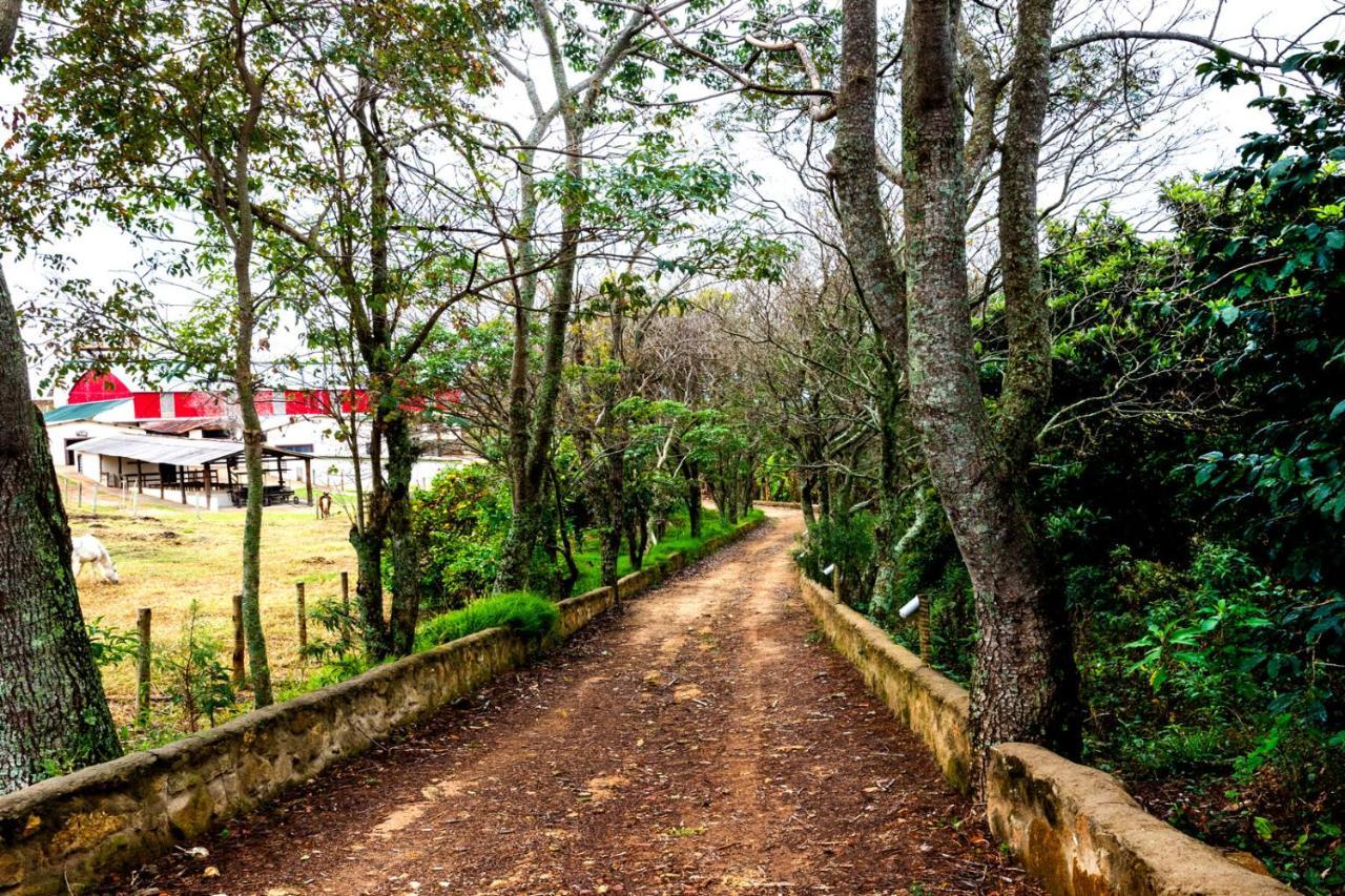 Hotel Fazenda Colina Dos Sonhos Сокоро Екстериор снимка